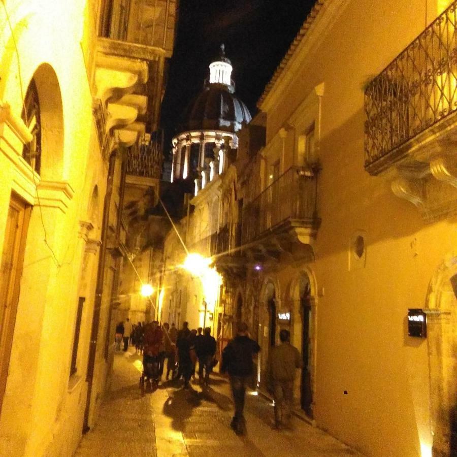 Apartment Itinerario Barocco Ibla - Eleganza E Comfort Nel Cuore Del Barocco Siciliano *